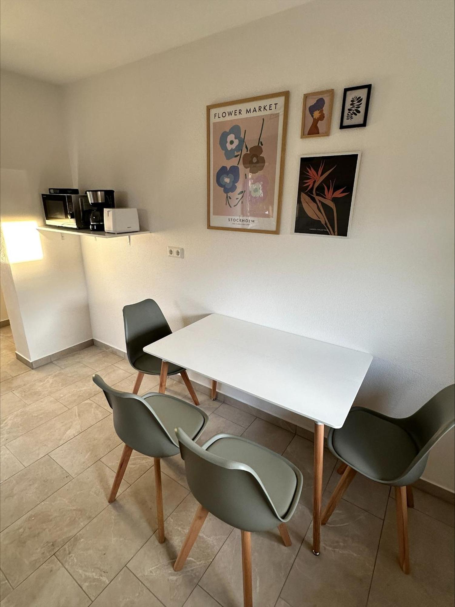 Apartment Doppelzimmer 3 - Neu Renoviert *